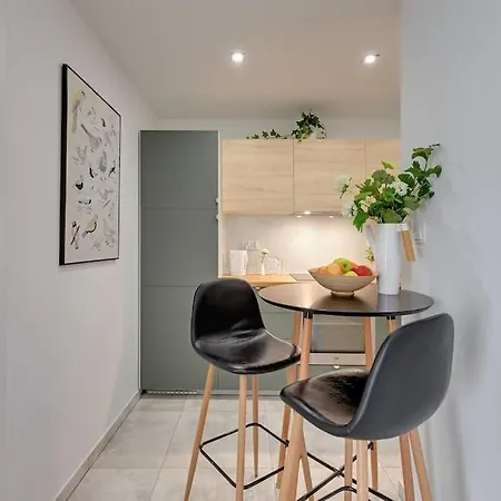 Apartament Dwupokojowy — Srodmiescie